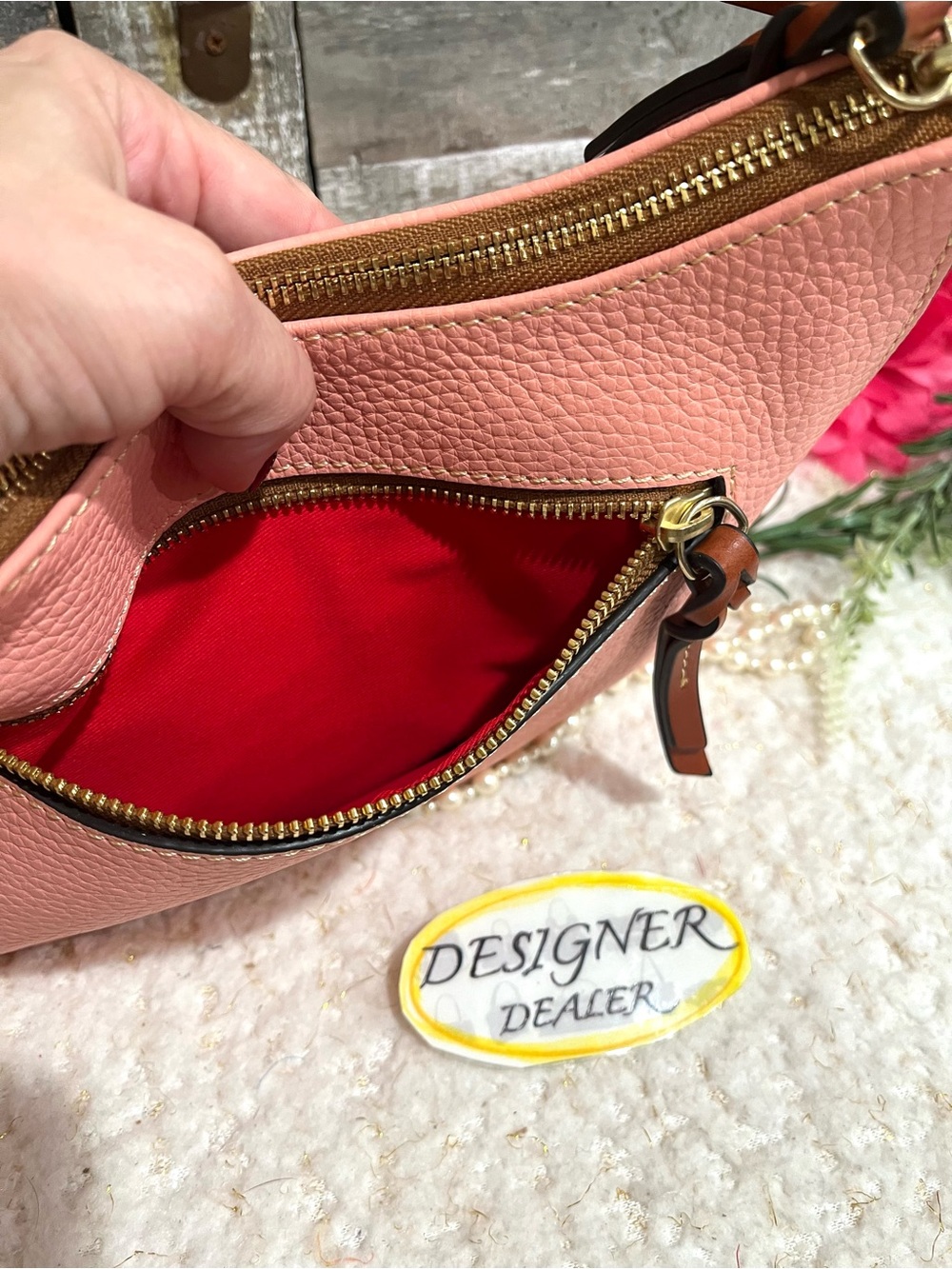 DOONEY BOURKE Pebble Grain Light Pink Shoulder Bag Like New - Picture 12 of 12